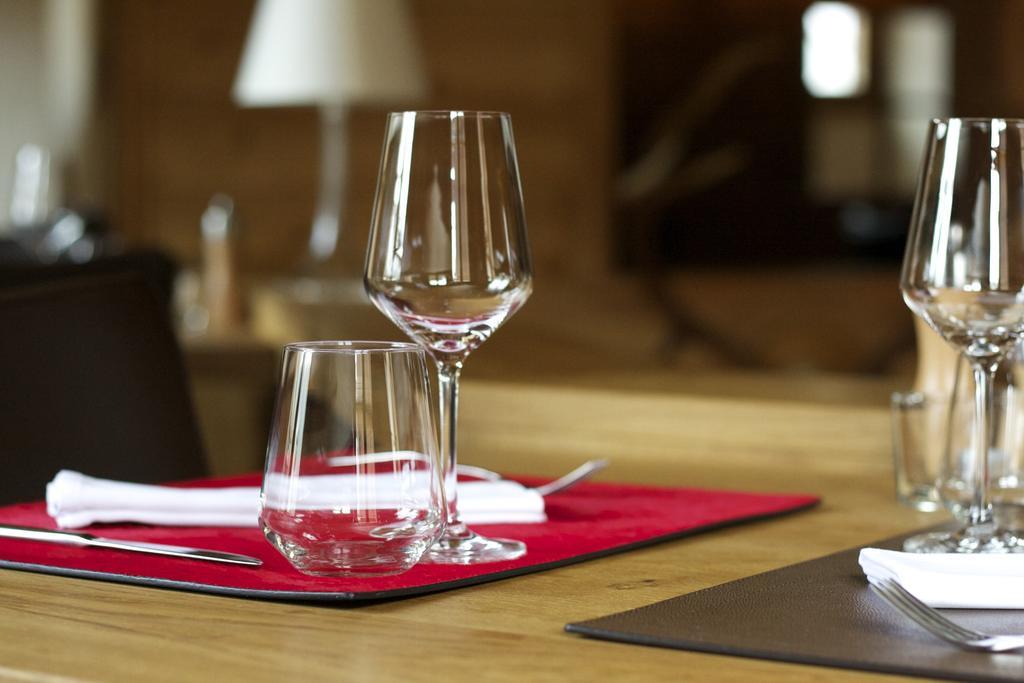 Hotel Walliserkanne Grächen Екстериор снимка