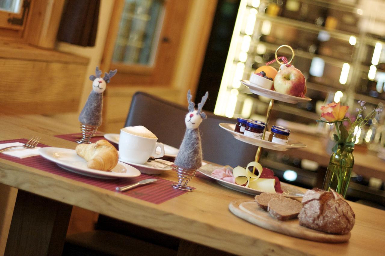 Hotel Walliserkanne Grächen Екстериор снимка