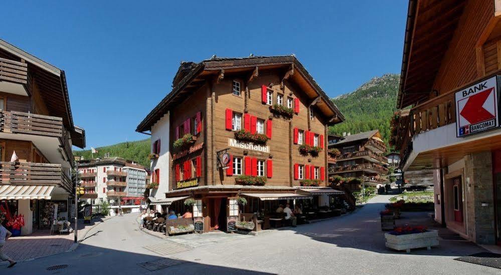 Hotel Walliserkanne Grächen Екстериор снимка